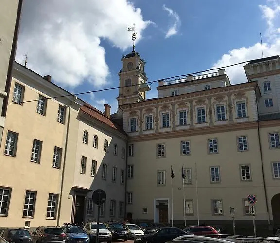 Skapas Street 아파트 *